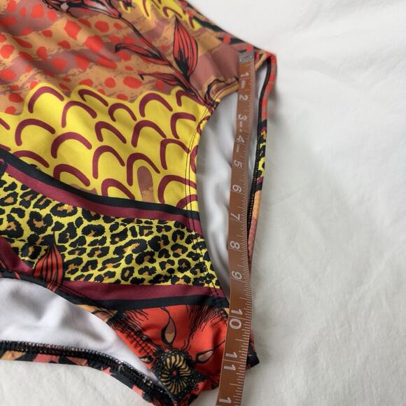 Averie Narelle Women’s One-Piece Swimsuit XL Retro, Colorful & Eye Catching - Picture 11 of 13